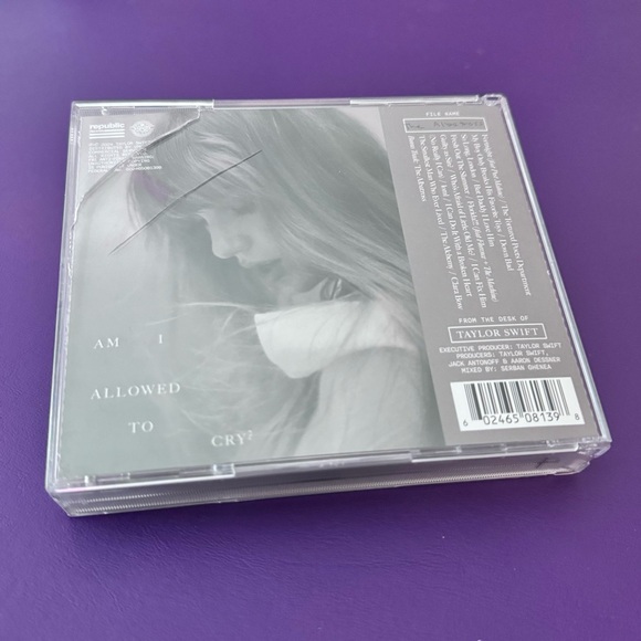 *NWT* TAYLOR SWIFT TTPD BUNDLE - Picture 13 of 13